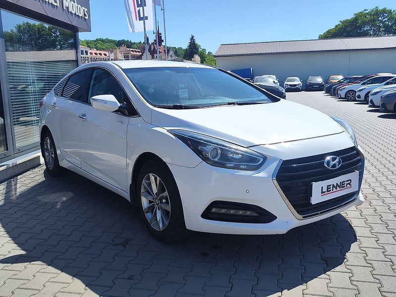 Hyundai i40 1.7 CRDi/85kW Experience - fotka 3 z 33