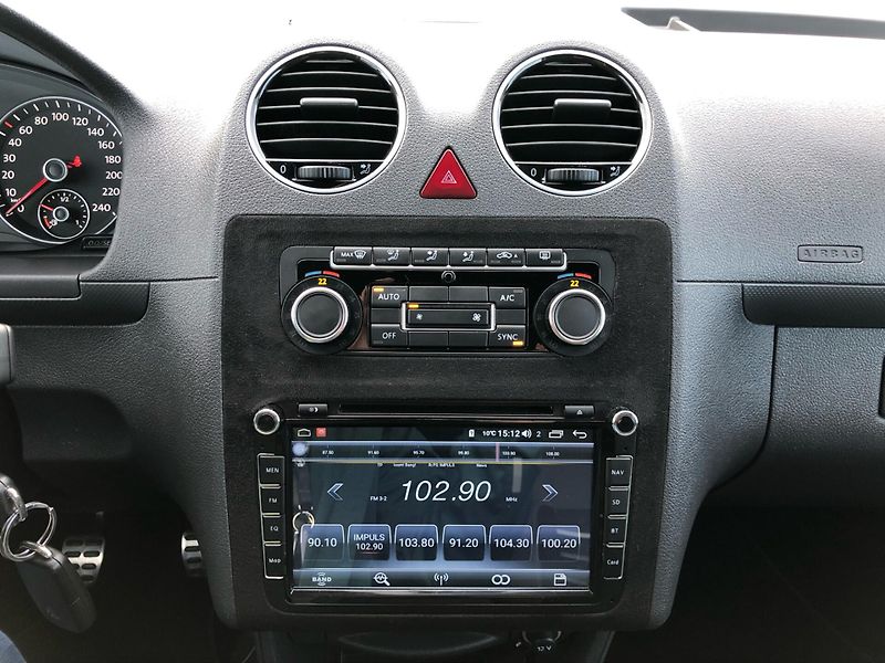 Volkswagen Caddy 1,6 TDI - fotka 19 z 26