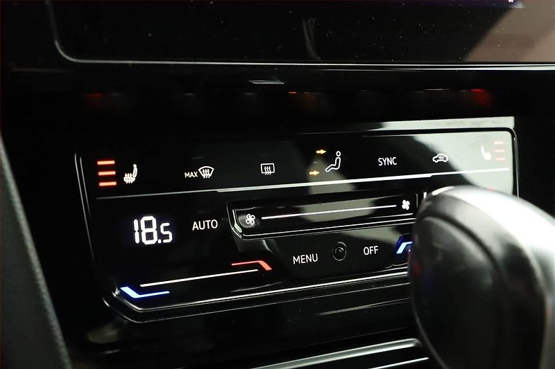 Volkswagen Arteon (2021) R-line 2.0 TDI - fotka 14 z 17