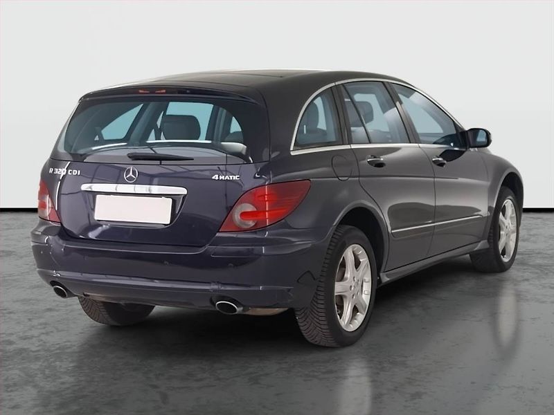 Mercedes-Benz Třídy R (2007) R 320 CDI , 4X4, Automat - fotka 5 z 21