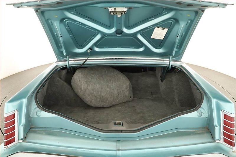 Lincoln Continental (1978) 4.6 V8, Automat - fotka 12 z 13