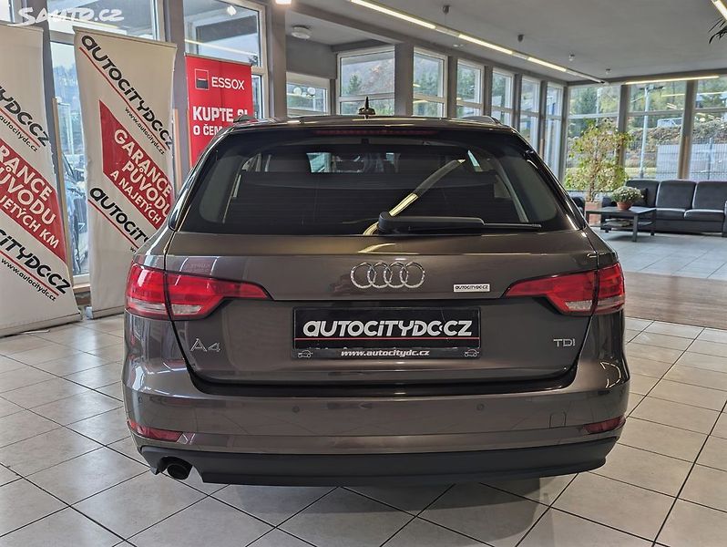 Audi A4 AVANT 2.0 TDi BIXENONY, PDC - fotka 6 z 22