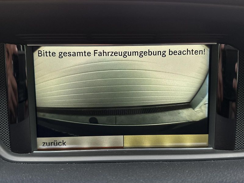 Mercedes-Benz Třídy E 350 4Matic 272PS NAVI KAMERA+P - fotka 26 z 39