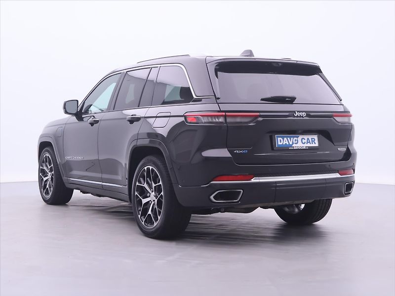 Jeep Grand Cherokee 2,0 4xe Summit Plug-In CZ DPH - fotka 50 z 90