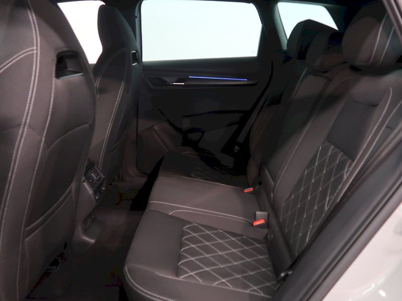 Škoda Karoq (2022) SPORTLINE 2.0TDI 110KW 4x4 DSG - fotka 15 z 41