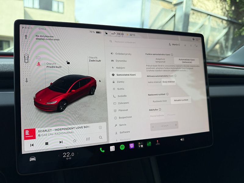 Tesla Model 3 Standart Range Premium - fotka 20 z 37
