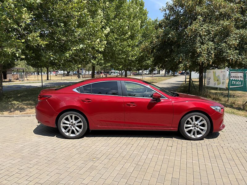Mazda 6 2.0 Sports-Line - fotka 12 z 32