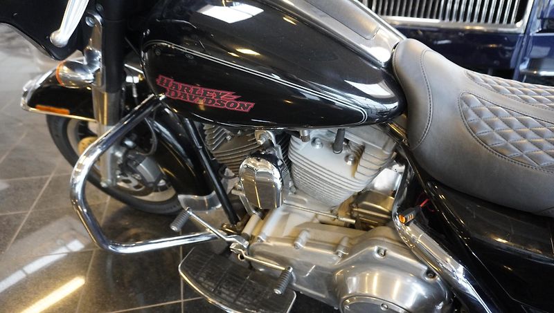 Harley-Davidson Electra Glide Standard 1340 - fotka 7 z 19