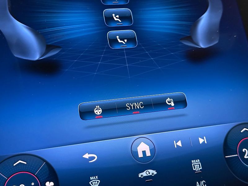 Mercedes-Benz GLC 220d 4MATIC, DISTRONIC, Tažné - fotka 28 z 38