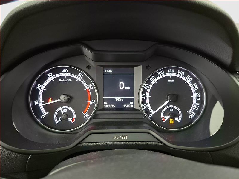 Škoda Octavia (2019) 1.4 TSI, Serv.kniha, Tempomat - fotka 11 z 18