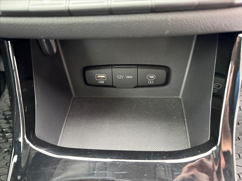 Hyundai i30 1,0 T-GDi 74 kW Family - fotka 23 z 24