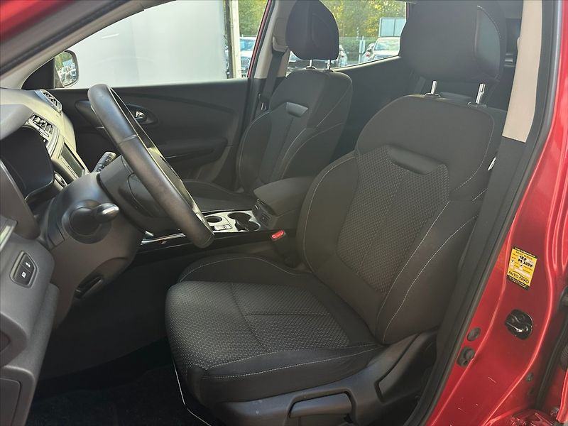 Renault Kadjar 1,2 TCe 96KW-CZ-SERVIS!! - fotka 10 z 39