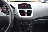 Peugeot 206 1,4 i (TU3) 54KW SERVISKA ALU - náhled 34