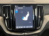 Volvo XC60 B5 AWD Plus Dark-REZERVACE - náhled 40