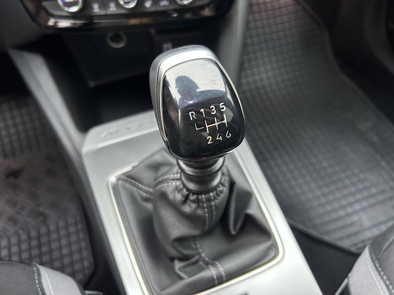 Opel Mokka (2025) HIT MT6 1,2 TURBO - fotka 10 z 10