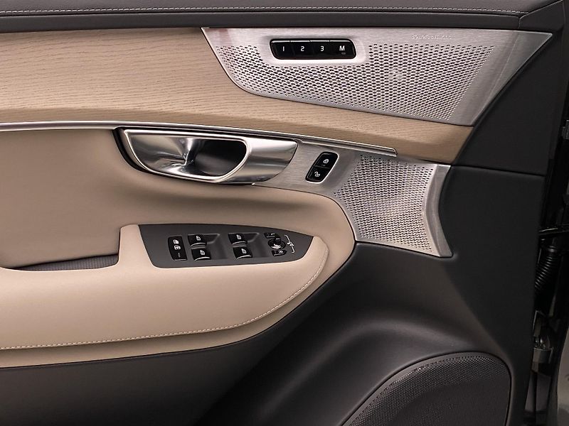 Volvo XC90 (2026) T8 AWD Plug-in BRIGHT ULTRA - fotka 30 z 75