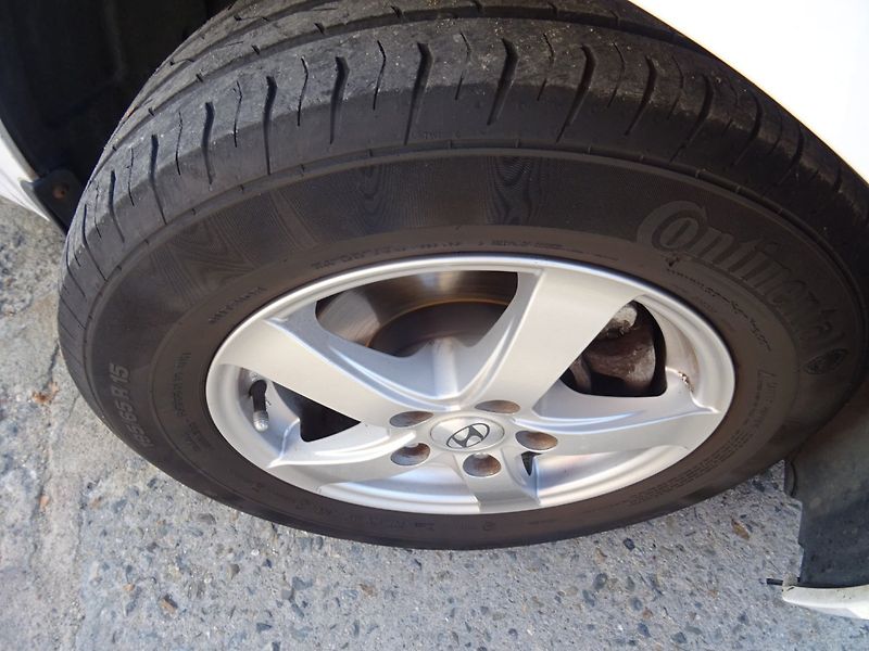 Hyundai ix20 (2011) 1.4i,66kW,1majČR,klima - fotka 23 z 23