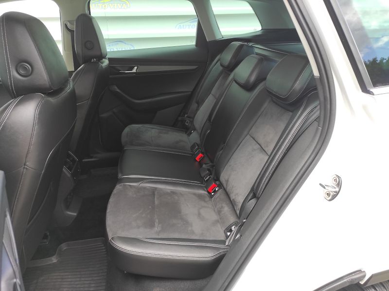 Škoda Karoq 1,5TSi ACT, DSG, STYLE, TZ - fotka 11 z 51