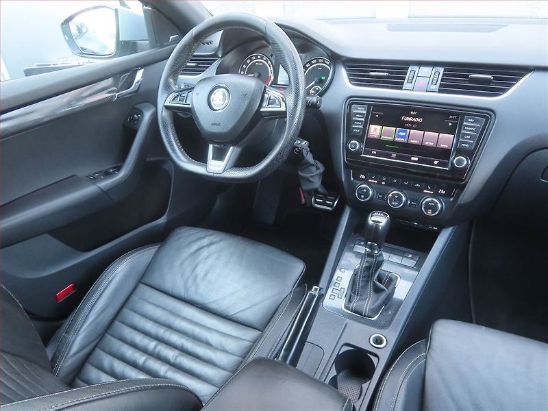 Škoda Octavia (2014) RS 2.0 TDI, Automat, Navi - fotka 7 z 17