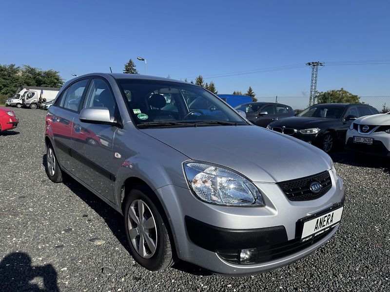 Kia Rio 1.4i 71kw, 78 tis km,1.Majitel - fotografie inzerátu