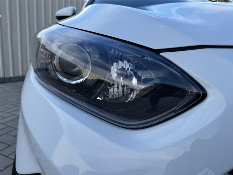 Kia Ceed 1,6 CRDi SW FRESH DPH 1.maj ČR - fotka 8 z 50