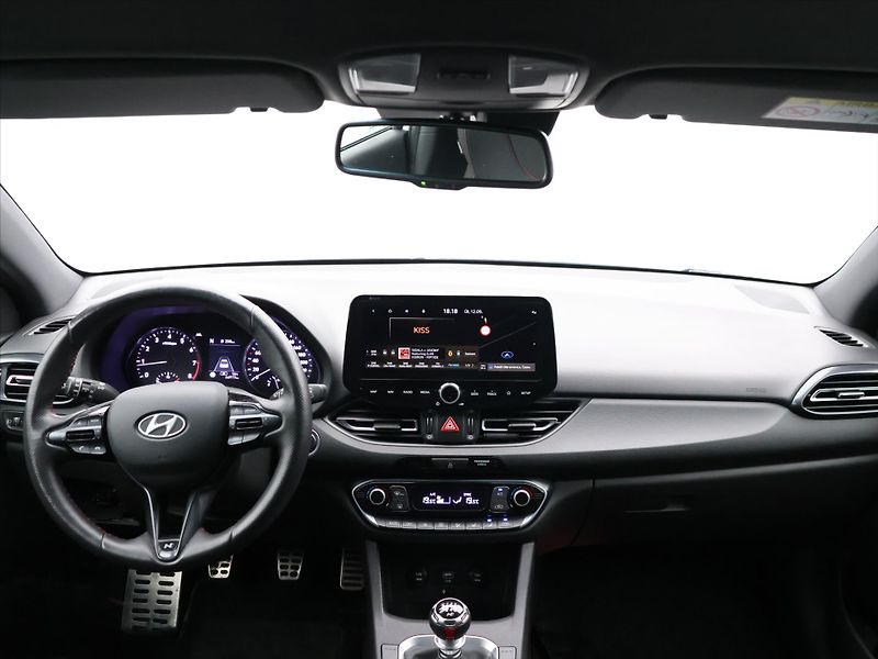 Hyundai i30 1,5 T-GDI N Line SmartKey CZ - fotka 25 z 32