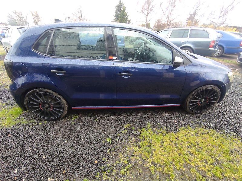 Volkswagen Polo 1.6 TDI  GTD - fotka 6 z 21