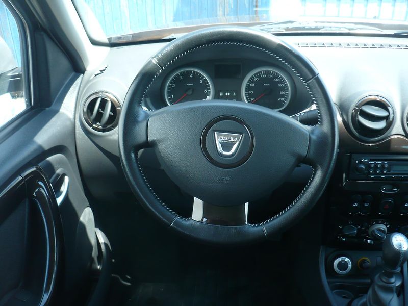 Dacia Duster 1.6i 77Kw 4x4 Prestige Klima - fotka 11 z 29