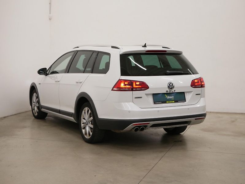 Volkswagen Golf - fotka 7 z 35