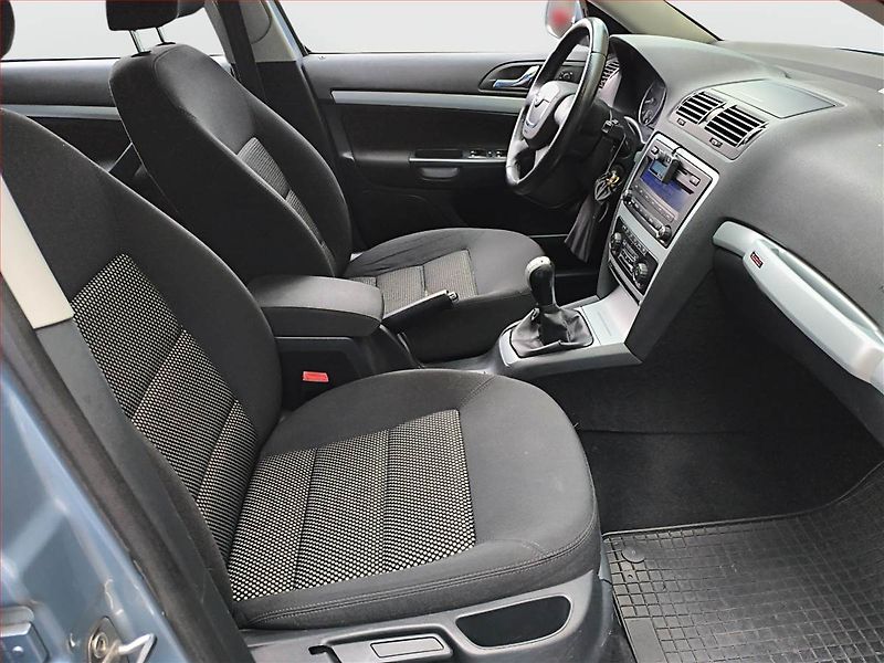 Škoda Octavia (2010) Scout 1.8 TSI, 4X4 - fotka 9 z 16