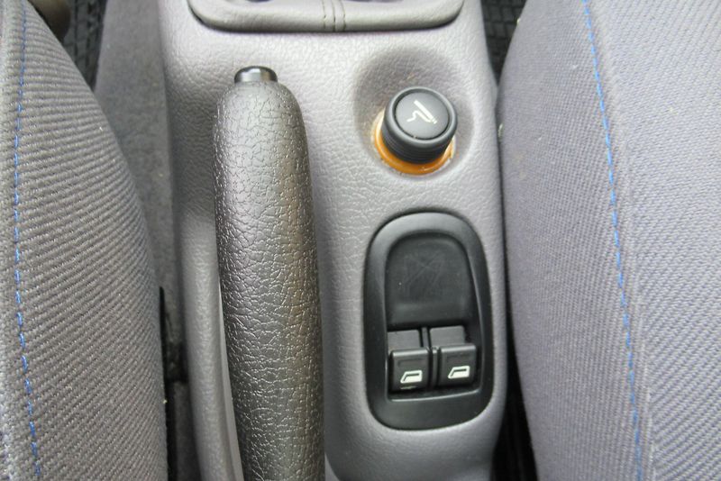 Peugeot 206 1.4 HDi KLIMA TOP STAV! - fotka 14 z 21