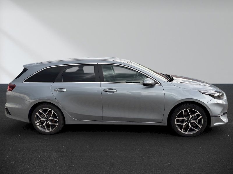 Kia Ceed (2025) 1.5 T-GDi TOP 7DCT - fotka 8 z 29