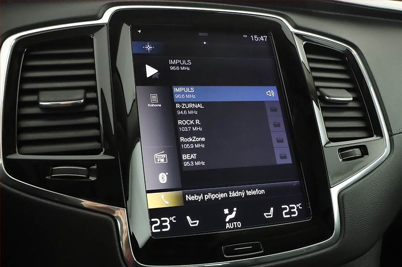 Volvo XC90 (2019) D5 AWD - fotka 9 z 30