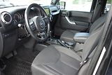 Jeep Wrangler Rubicon Unlimited 2.8CRD - náhled 9