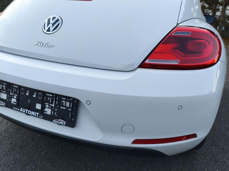 Volkswagen Beetle (2015) 1,2 TSI Club - fotka 31 z 33