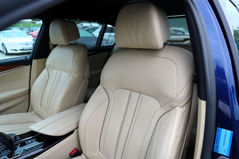 BMW Řada 5 540d xDrive Mpaket/320PS/ČR - fotka 24 z 50