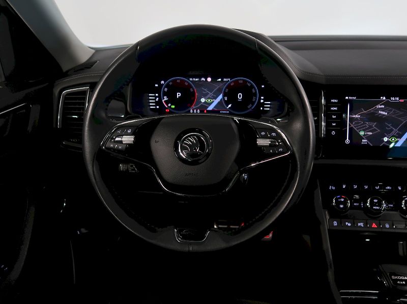 Škoda Kodiaq (2023) LAURIN&KLEMENT 2.0TSI 140KW 4x - fotka 18 z 45