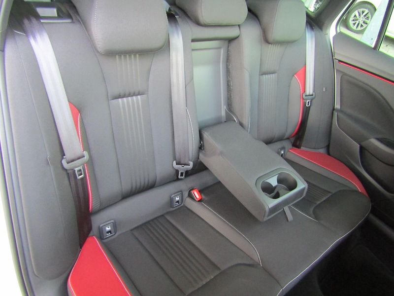 Škoda Kamiq Monte Carlo 1.5 TSI /110kW 7st - fotka 27 z 30