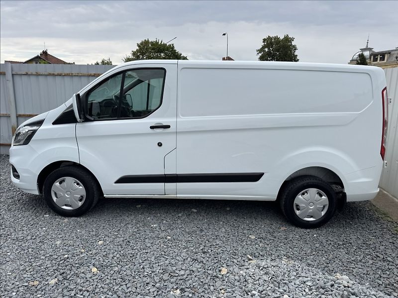 Ford Transit Custom 2,0 TDCi L1H1 DPH 1.maj ČR - fotka 4 z 50