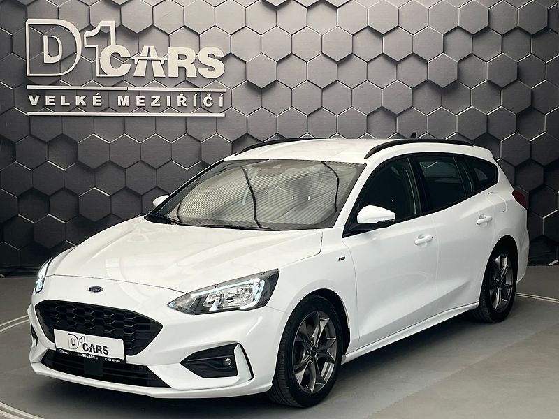 Ford Focus 2.0 EB ST-Line  manuál - fotka 1 z 50