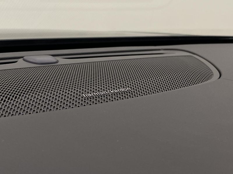 Volvo V90 D4 R-DESIGN AUT  - fotka 30 z 48