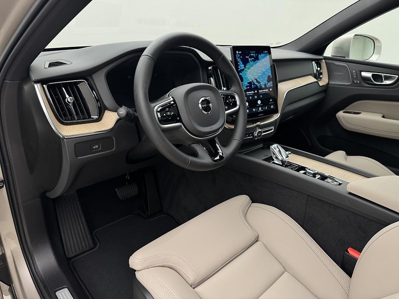 Volvo XC60 (2026) B5 AWD AUT BRIGHT PLUS  - fotka 24 z 70