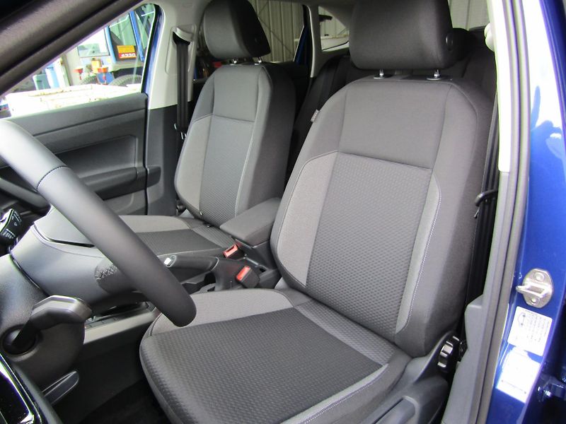 Volkswagen Taigo People 1,0 TSI 70 kW 5G - fotka 26 z 38