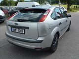Ford Focus 1,6 16V NOVÁ STK,Klimatizace ! - náhled 9