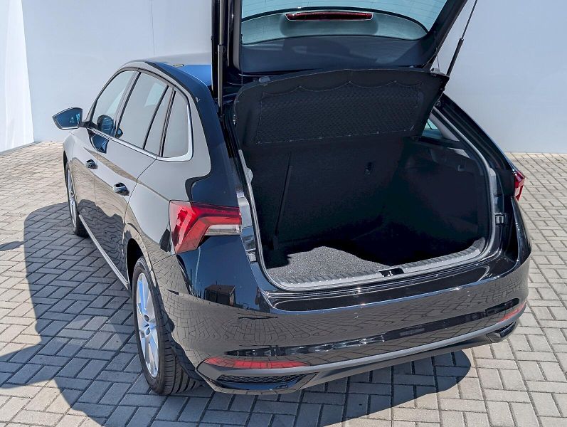 Škoda Scala (2025) 1,0 TSI / 85 kW Top Selection - fotka 12 z 30