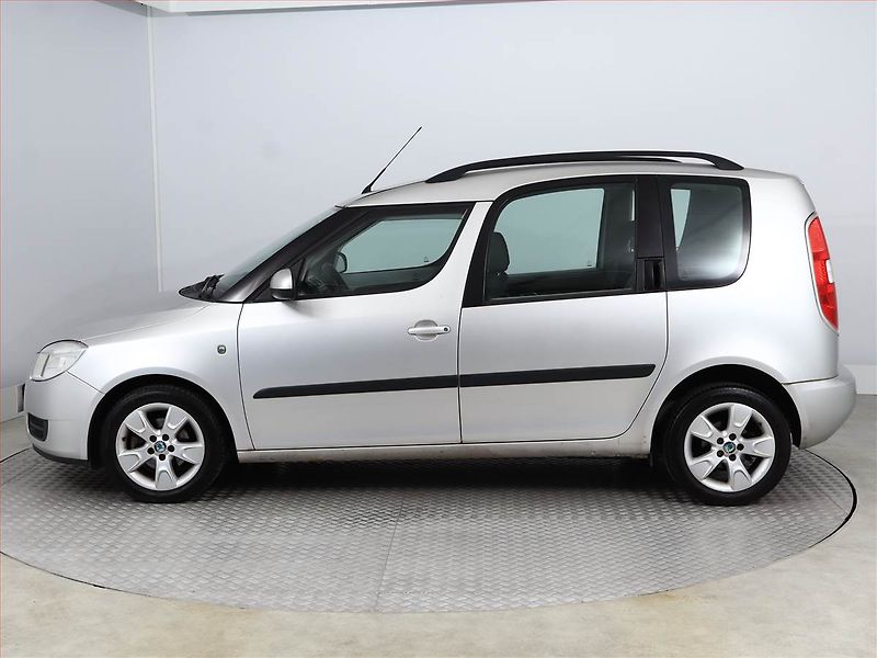 Škoda Roomster (2006) 1.4 16V, Serv.kniha, Tažné - fotka 3 z 12