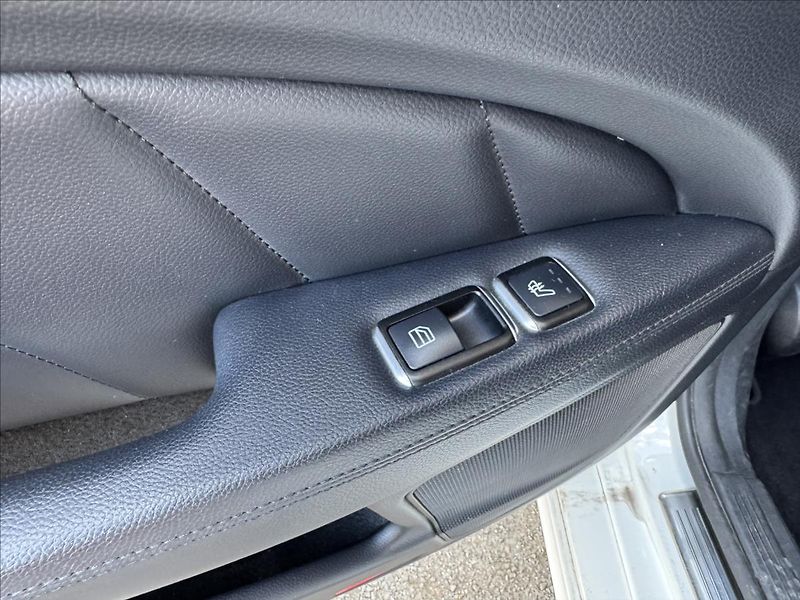 Mercedes-Benz CLS 3,0 d 4M,webasto - fotka 23 z 24