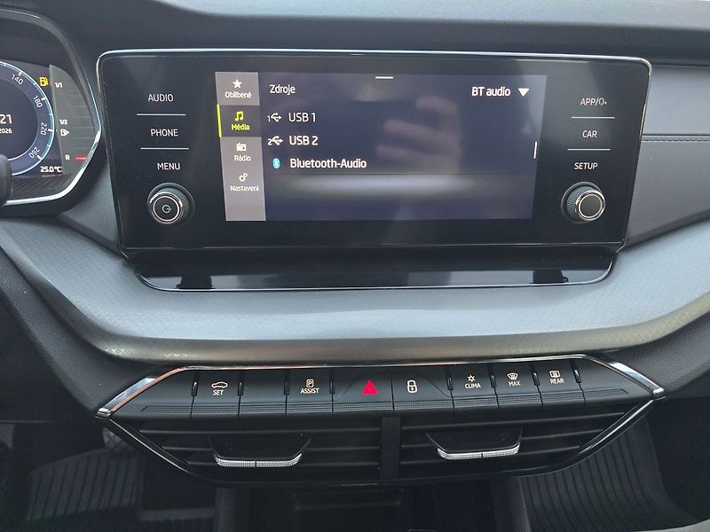 Škoda Octavia 2.0TDi 110kW DSG 1.Maj. ČR - fotka 27 z 39