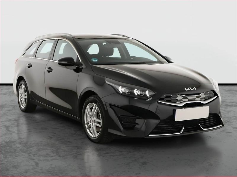 Kia Ceed (2022) 1.6 GDI plug-in - fotografie inzerátu