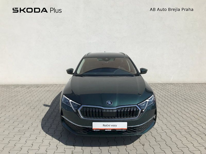 Škoda Octavia (2024) COMBI TOP SELECTION 1,5 TSI 11 - fotka 4 z 28